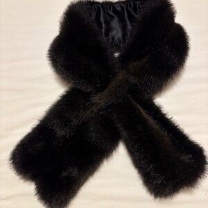 New, winter fur scarf wrap synthetic fur , size 38 x 5.5 ". Luxurious